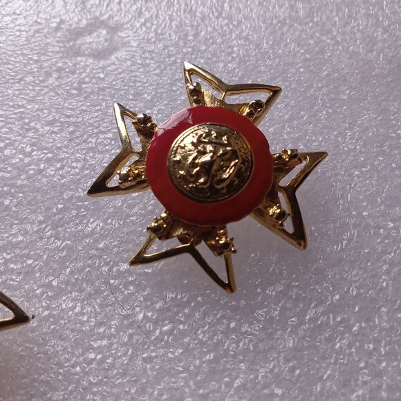 2 Pair  Vintage, Extra Large Gold Tone Clip On Earrings - Picture 5 of 6